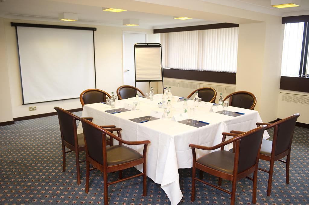 Muthu Glasgow River Hotel Ерскін Екстер'єр фото